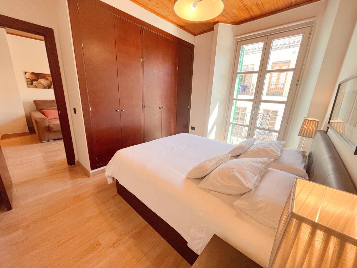 Homely Malaga Carreteria Con Piscina Ngoại thất bức ảnh