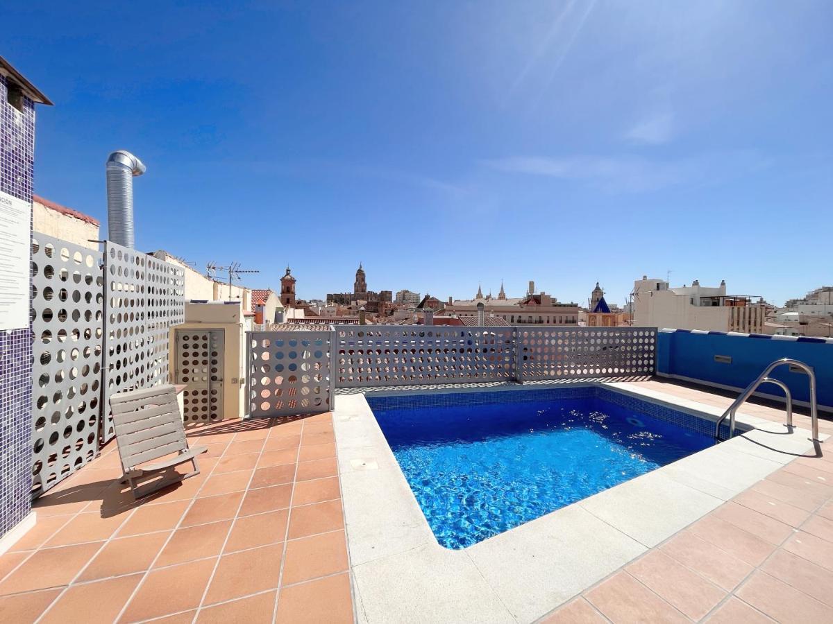 Homely Malaga Carreteria Con Piscina Ngoại thất bức ảnh